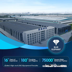 Máquina de Enchapado de Cantos Automática E-60J, para Enchapado de Cantos de PVC, con Pre-Fresado, Recorte de Esquinas y Encolado, para la Industria de Laminación de Muebles - Product Image 3