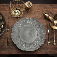 Nouveauté 2026 – Assiettes de présentation en plastique de luxe modernes et réutilisables de 13 pouces, écologiques, pour mariages et événements – Qualité supérieure pour la table de fête