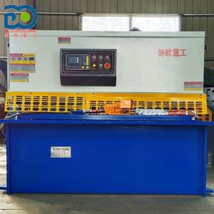 Machine <span class=keywords><strong>de</strong></span> pliage <span class=keywords><strong>de</strong></span> tôle à pédale facile à utiliser, machine <span class=keywords><strong>de</strong></span> pliage <span class=keywords><strong>de</strong></span> tôle à haute performance, presse plieuse électrique CNC - Product Image 6