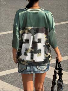 T-<span class=keywords><strong>shirt</strong></span> de basket-ball surdimensionné à col en V pour femmes - Product Image 3