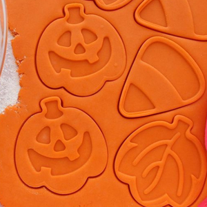 ชุดแม่พิมพ์คุกกี้และแสตมป์ Sweet Sugerbelle Everyday Shape Shifter สำหรับทำขนมฟองดองต์ บิสกิต แป้งโดว์ และรอยัลไอซิ่ง - Product Image 5