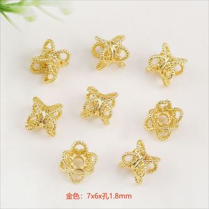 Perles entretoises florales ajourées 7x6x1.8mm en alliage plaqué or, composants de bijoux pour la fabrication de bracelets et colliers DIY - Product Image 3