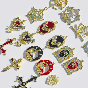 Pendentifs Halloween en alliage de style baroque, breloques DIY à thème croix, crâne, araignée, accessoires de sac, porte-clés unisexe en alliage de zinc GJ349 - Product Image 2