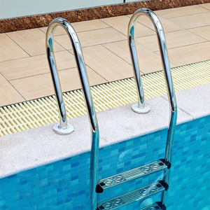 Échelle de <span class=keywords><strong>piscine</strong></span> en acier inoxydable 304, <span class=keywords><strong>prix</strong></span> d'usine, extérieur avec main courante de sécurité pour échelle de <span class=keywords><strong>piscine</strong></span> - Product Image 5