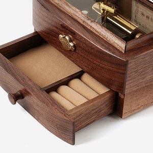 Caja <span class=keywords><strong>de</strong></span> <span class=keywords><strong>música</strong></span> <span class=keywords><strong>de</strong></span> madera <span class=keywords><strong>de</strong></span> doble capa, rines profesionales <span class=keywords><strong>de</strong></span> 30 tonos, grabado personalizado, gama alta, <span class=keywords><strong>música</strong></span> pop melody - Product Image 5
