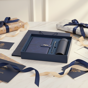 Coffret Cadeau d'Entreprise de Luxe Personnalisé Comprenant Carnet A5 en Cuir PU, Agenda de Bureau et Tasse - Product Image 2