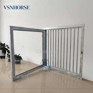 Janela Premium para Estábulo de Cavalos ao Ar Livre, Janela de Aço Resistente para Ventilação e Proteção do Estábulo - Product Image 1