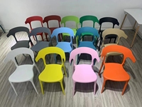 En gros Moderne Empilable Corne PP Restaurant Café Chaises En Plastique pour La Maison Bar Appartement Atelier-Salle À Manger Meubles Gratuit