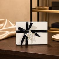 Boîte cadeau rigide personnalisée pour bijoux, cosmétiques, bougies, avec ruban noir, nœud et étiquette étoile pour la vente au détail