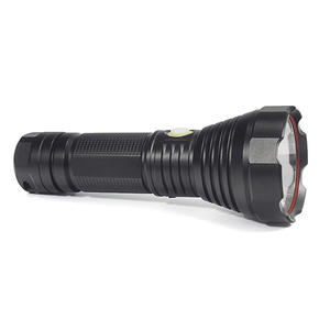 Linterna LED Luomen T40 de Aleación de Aluminio, Alta Intensidad, Largo Alcance, Negra, con Modo SOS, Alimentada por Batería - Product Image 2