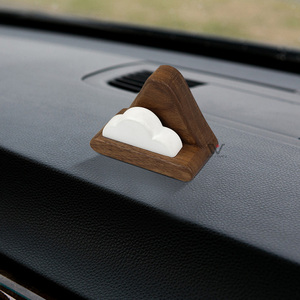 Diffuseur de parfum pour voiture en bois naturel en forme de mont Fuji, diffuseur de parfum pour voiture en bois de noyer rechargeable avec pierre volcanique - Product Image 4