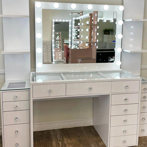 Hot Bán Sang Trọng Vanity Mặc Quần Áo Trang Điểm Với Gương Vanity Trang Điểm Gương Với Đèn LED Màn Hình Cảm Ứng Vanity Kim Loại Khung Gương - Product Image 1