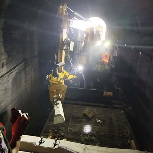 Excavatrice de construction d'autoroute pour l'entretien des voies ferrées Sleeper Grab Grapple Ballast <span class=keywords><strong>Undercutter</strong></span> Vente à durée limitée - Product Image 5