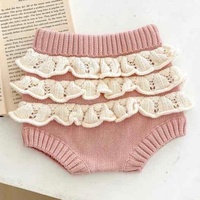 Set Rajutan Bunga Bordir Tangan Bayi 2 Pcs, Atasan Rajut dan Bloomer dengan Renda dan Kerut untuk Bayi Perempuan