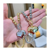 2024 INS à la mode coeur pendentif plaqué or collier en alliage de cuivre brin haute qualité fête saint valentin Couple femmes hommes