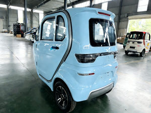 ราคาโรงงานผู้ผลิต มอเตอร์ไร้แปรงถ่าน 2500W รถสามล้อไฟฟ้าแบบปิดตัวถัง สำหรับผู้ใหญ่ ความเร็ว 30-50 กม./ชม. แบตเตอรี่ตะกั่วกรด/ลิเธียม 60V/72V - Product Image 4