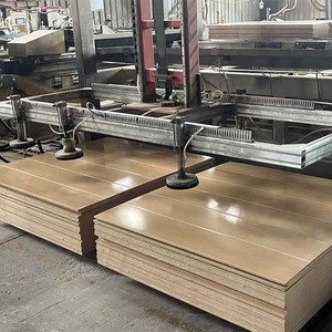 Plancher <span class=keywords><strong>stratifié</strong></span> en chevrons mat de style français moderne avec système de verrouillage par clic HDF AC3 pour salons et hôtels - Product Image 4