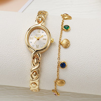 Coffret 2 pièces bijoux main design original, montre bracelet femme vintage, petit cadran, montre quartz