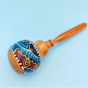 Maracas de coco grabadas con tonos superiores, instrumento africano de acompañamiento, campana de mano, bola de arena, venta al por mayor - Product Image 4