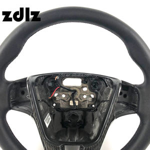 <span class=keywords><strong>Volant</strong></span> en <span class=keywords><strong>cuir</strong></span> pleine fleur pour Volvo S40 S60 S80 S90 V40 V60 V70 V90 XC40 XC60 XC90, personnalisé en fibre de carbone - Product Image 4