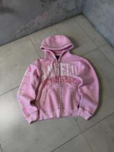 Sudaderas con capucha para hombre, personalizadas al por mayor, de algodón polar, estilo streetwear Y2K grunge, desgastadas, con tachuelas, de corte holgado y con cremallera. - Product Image 3