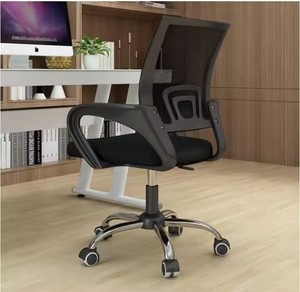 Chaise de bureau pivotante réglable à dossier moyen en maille bon marché 2026 avec accoudoirs pour le personnel informatique - Product Image 5