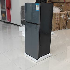 Réfrigérateur à double porte de 98 L <span class=keywords><strong>avec</strong></span> un compartiment congélateur supérieur et un compartiment de rangement inférieur Réfrigérateur à économie d'énergie - Product Image 4