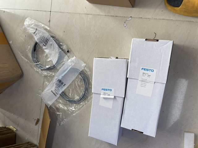 Magnetic Valve & Connecting Cable MFH-5-1/2