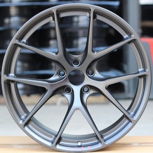 Jantes en alliage d'aluminium forgé haut de gamme personnalisées, fournies directement par le fabricant, 5 trous 5x120/5x114.3 PCD pour Ford VW Toyota Chevy - Product Image 1