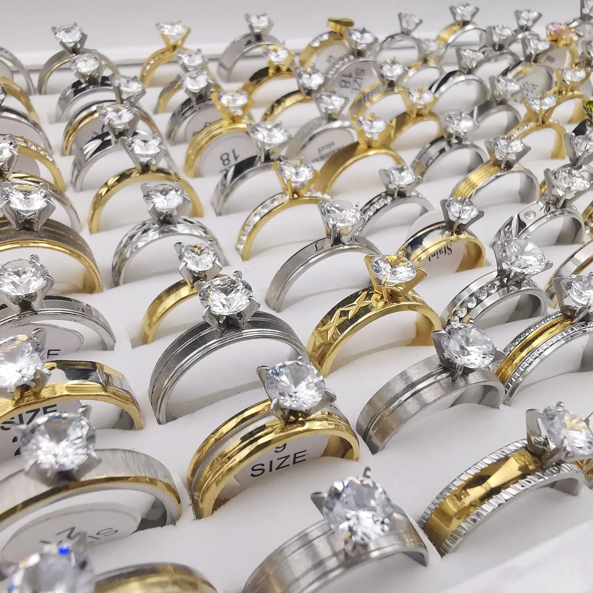 Aug jewelry mixed wholesale high-end ladies titanium steel stainless steel zircon crystal rhinestone ring