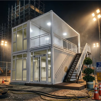 Maison conteneur modulaire préfabriquée et démontable avec un design moderne et respirant, idéale pour les bureaux, hôtels et ateliers, respectueuse de l'environnement