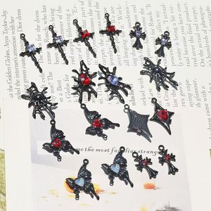 Colgantes de estilo europeo con diseño de mariposa y telaraña, de aleación de zinc y circonita cúbica, para la fabricación de pulseras, venta al por mayor. - Product Image 3