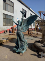 באיכות hight מותאם אישית עתיק ברונזה מודרנית הליהוק אלת האדם פיסול בעולם שלום פסל חופשי במלאי