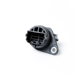 Connecteur de prise de transmission 16 broches en plastique noir pour Toyota Highlander 4ème génération UA80E F UB80E F - Product Image 2
