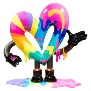 Escultura de Corazón de Fibra de Vidrio Pintada a Mano Personalizada, Arte Tridimensional Duradero de Gran Escala con Temática de Personajes de Cine y Televisión para Uso en Interiores/Exteriores - Product Image 1