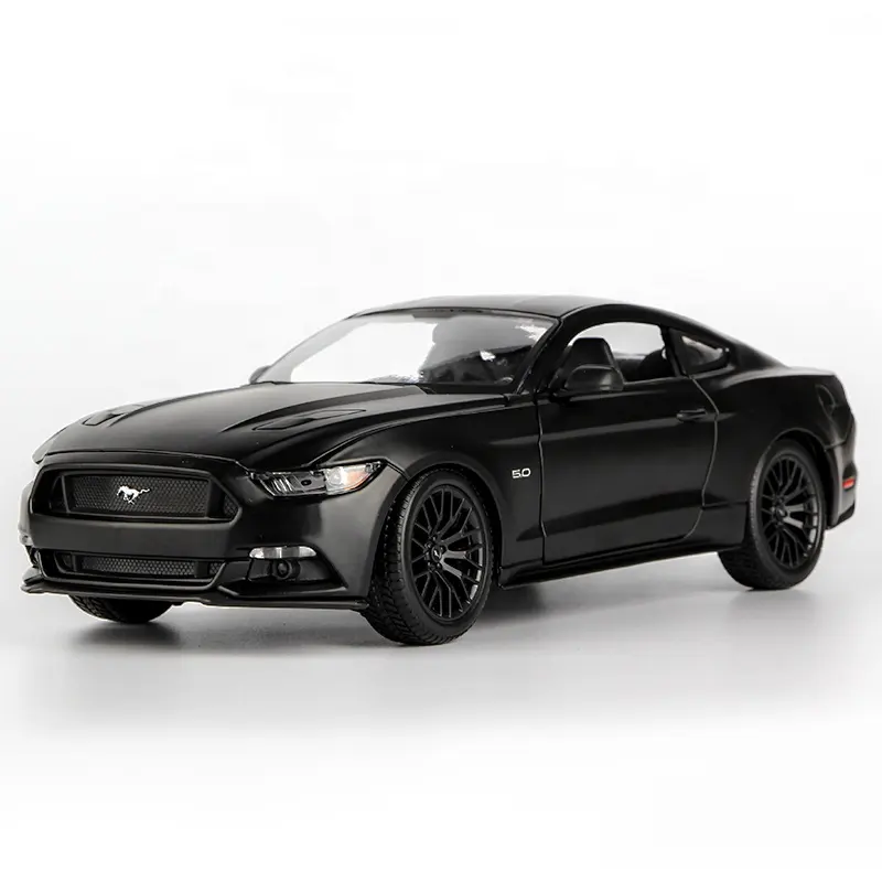 Модели 1:18 2015 Ford Mustang GT 5,0 из сплава