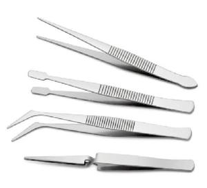 Kit di pinzette a 4 punte: punte curve, piatte, a reverso e a punta per varie applicazioni - Product Image 1