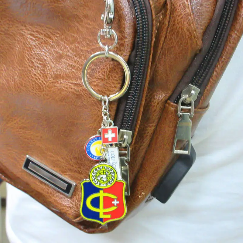 GFT Factory Metal Keychain Personalizado Design Soft Hard Esmalte Keychains Para Decoração Do Saco