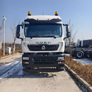 Camión Pesado HOWO TX 4X2, Camión Tractor con Motor Weichai, Transmisión Manual, Capacidad de Carga de 11-20T para Construcción y Transporte Express - Product Image 3