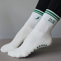 Chaussettes antidérapantes pour Pilates Reformer, chaussettes de yoga personnalisées de haute qualité en coton mignon pour femmes Calzini