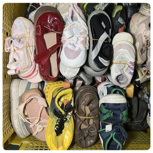 S08 Chaussures d'occasion mixtes pour enfants Usine Vente en gros Seconde main pour enfants Marque chinoise Chaussures décontractées en bon état en Ballots Afrique - Product Image 3
