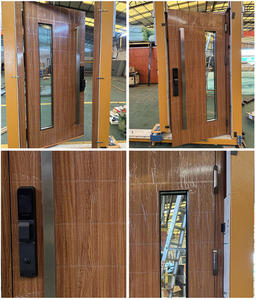 Porta d'Ingresso Minimalista con Venature del Legno Chiare e Finestre Verticali <span class=keywords><strong>in</strong></span> Vetro sul Lato, Porta di Sicurezza - Product Image 6