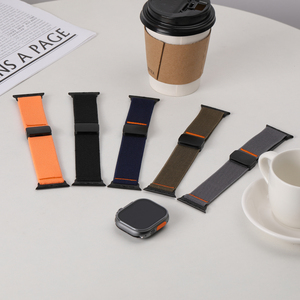 Bracelet en nylon <span class=keywords><strong>Trail</strong></span> Loop pour <span class=keywords><strong>Apple</strong></span> <span class=keywords><strong>Watch</strong></span> <span class=keywords><strong>Ultra</strong></span> 2 49 mm, Series 10 46 mm 45 mm 44 mm, bracelet sport souple pour IWatch SE 3, course à pied pour hommes - Product Image 1