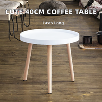 Table de chevet moderne et créative de 40 cm de large, alternative élégante à la petite table basse, meuble de salon en plastique mignon et tendance