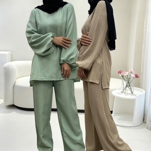 Muslim Women's <b>Modest</b> 2pcs <b>Set</b> - Split Sides Loose Top & Wide Pants with Pockets, Long Lantern Sleeve, Casual Daily Wear (2327) - Product Image 1