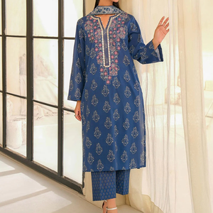 Designer pakistanais Vêtements décontractés ethniques Salwar Kameez Tissu exclusif très demandé Style sari - Product Image 2