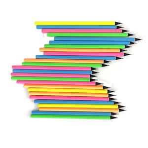 Coffret de 6 crayons de couleur ronds très demandés, en bois noir avec <span class=keywords><strong>peinture</strong></span> colorée, fournitures artistiques de qualité supérieure - Product Image 4