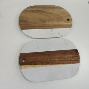 Tabla de cortar de <span class=keywords><strong>madera</strong></span> y mármol almacenada sostenible de nuevo diseño 2025 con mango y forma Lidirregular para interiores - Product Image 6