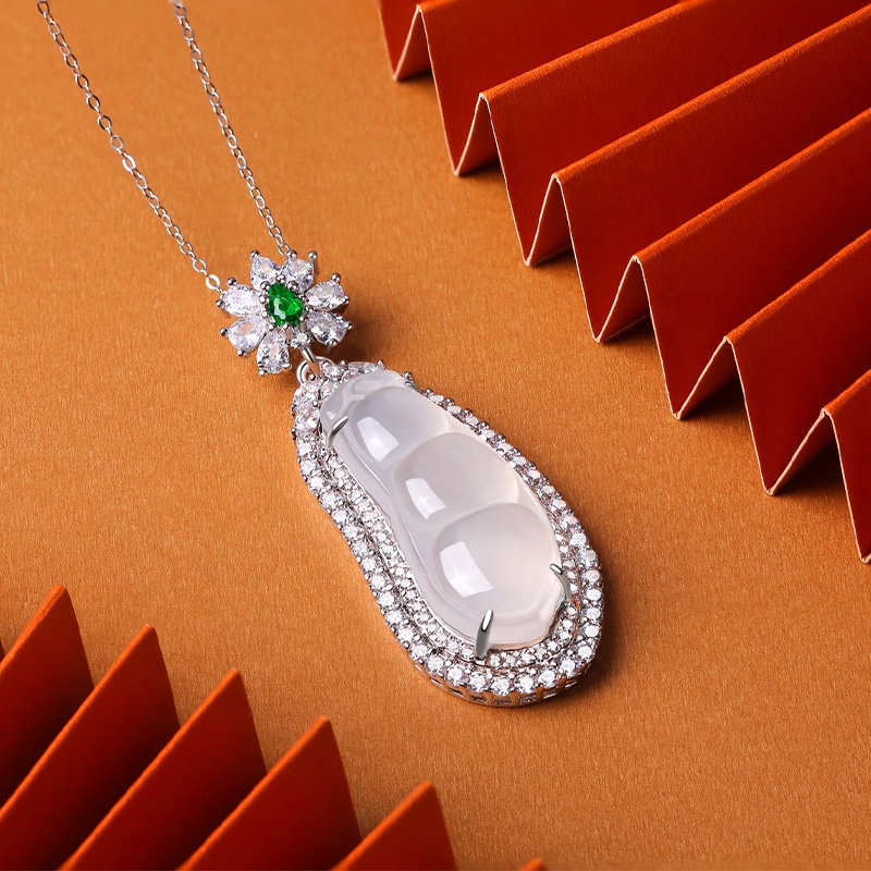 HMOIS Peas Design Custom Jade Stone Price White Natural Jade Chalcedony Pendants for Girls