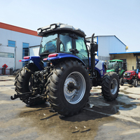 Pengiriman gratis 200hp 220hp 240hp 260hp 4WD di Cina traktor pertanian traktor dengan Front End Loader